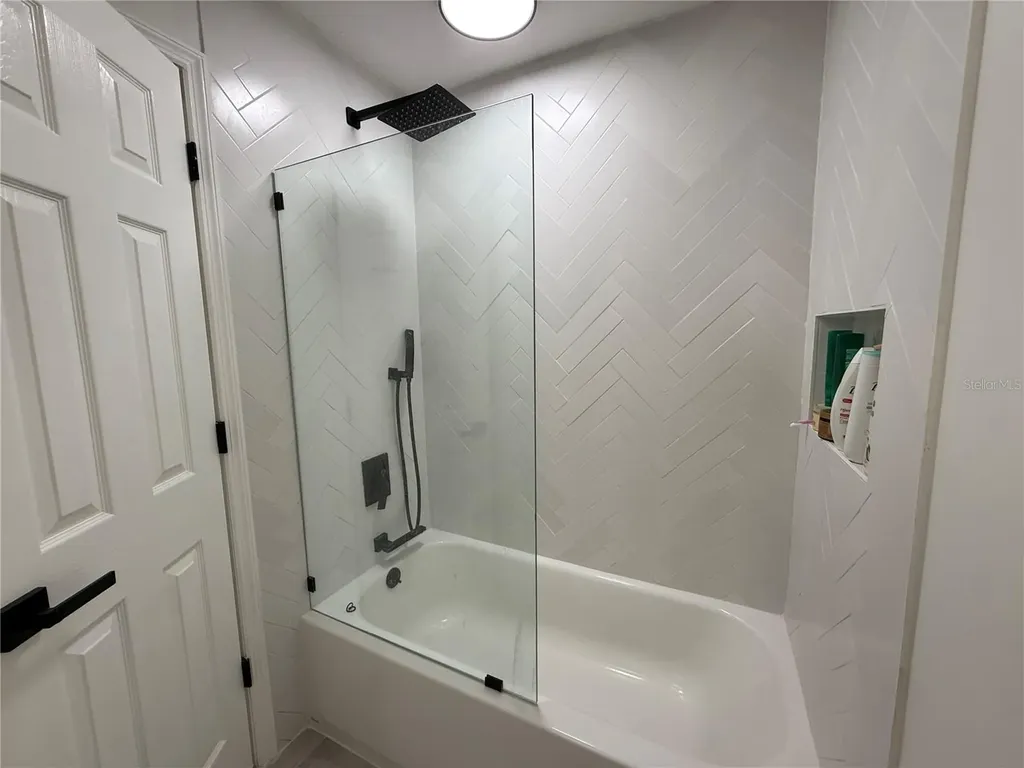 7719 Pine Vista Court Orlando FL 32819