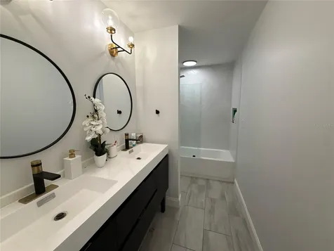 7719 Pine Vista Court Orlando FL 32819