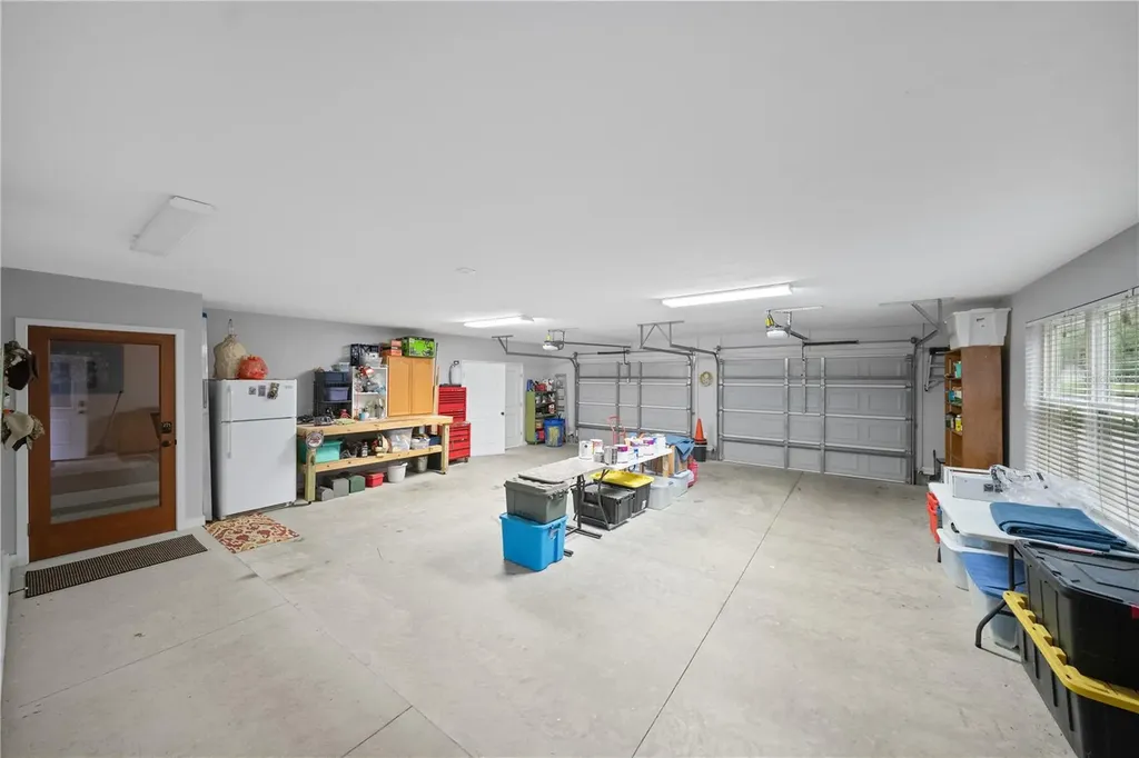 2604 * NW 31st Avenue Gainesville FL 32605