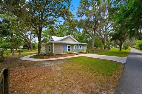 2604 * NW 31st Avenue Gainesville FL 32605