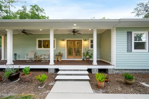 2604 * NW 31st Avenue Gainesville FL 32605