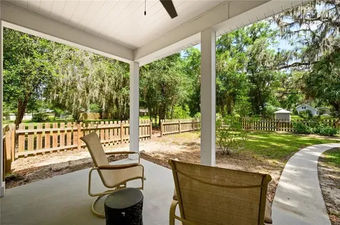 2604 * NW 31st Avenue Gainesville FL 32605