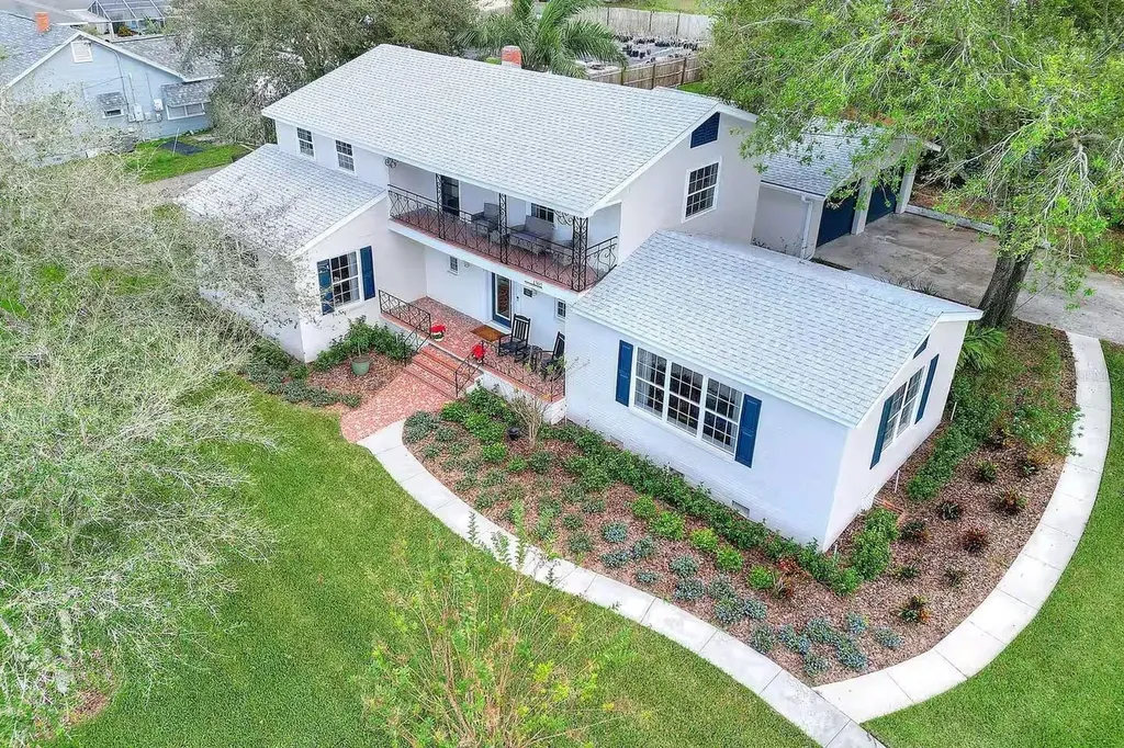 1302 Lake Elbert Dr SE Winter Haven FL 33880