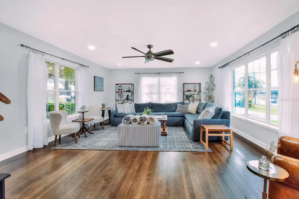 1302 Lake Elbert Dr SE Winter Haven FL 33880