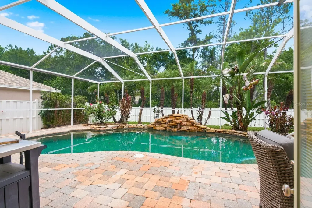 384 Wingate Circle Oldsmar FL 34677
