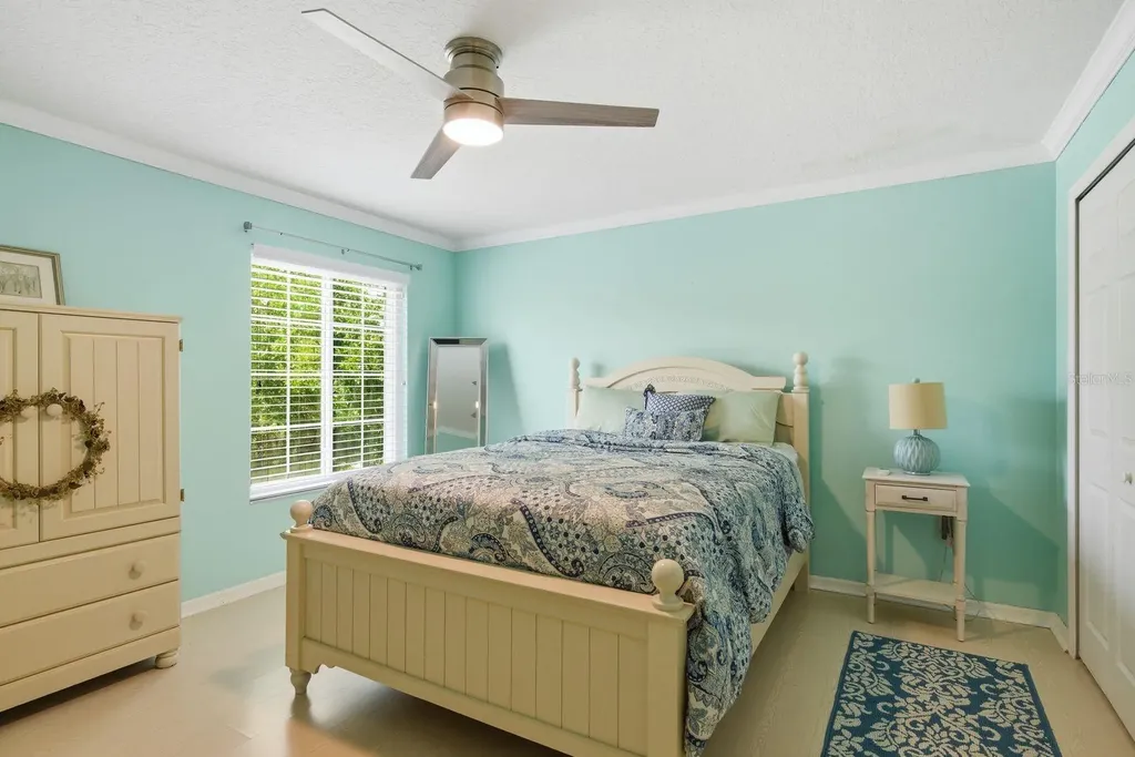 384 Wingate Circle Oldsmar FL 34677