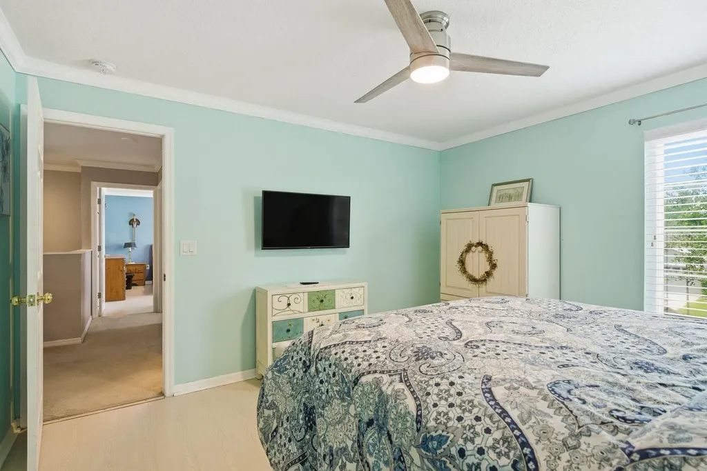 384 Wingate Circle Oldsmar FL 34677