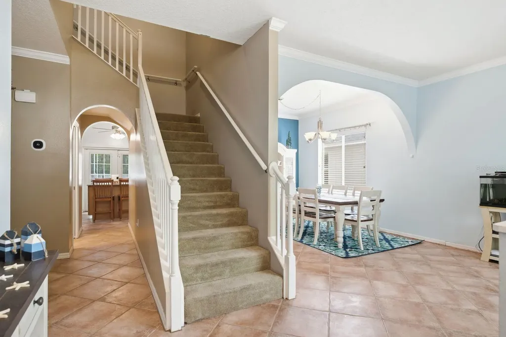384 Wingate Circle Oldsmar FL 34677