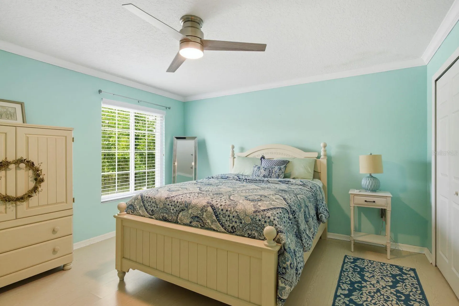384 Wingate Circle Oldsmar FL 34677