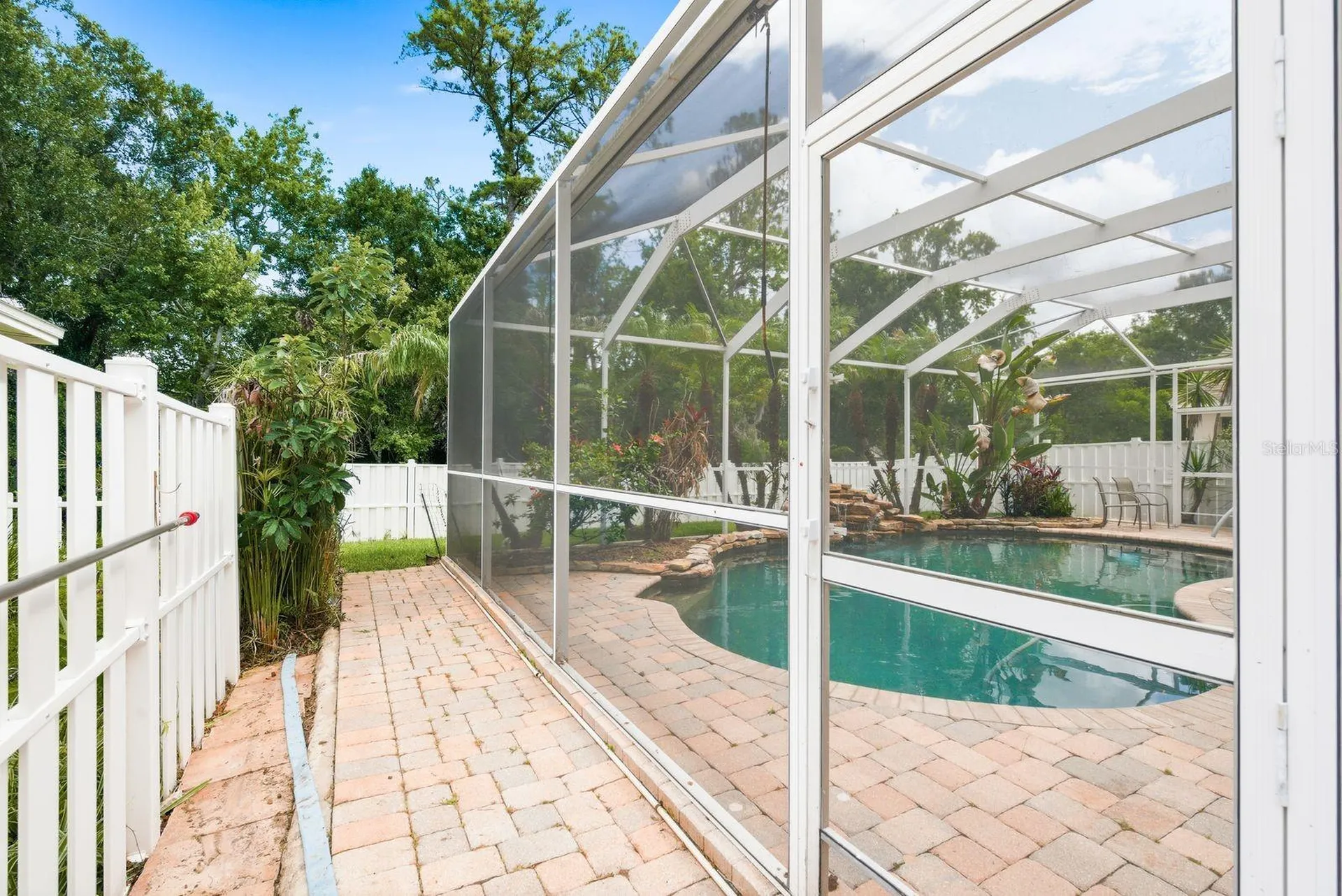 384 Wingate Circle Oldsmar FL 34677