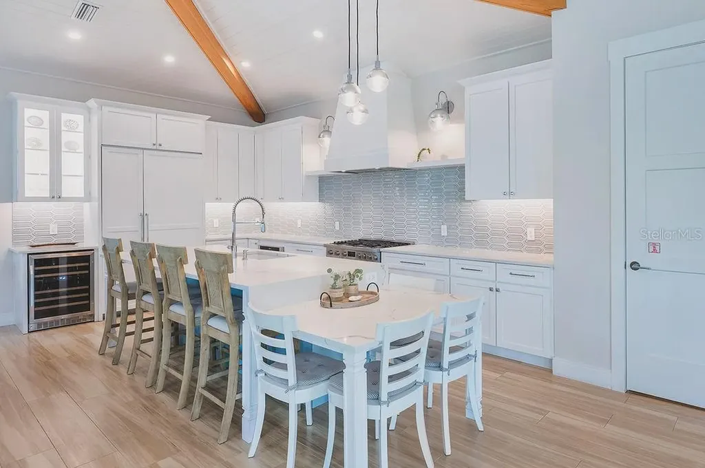 526 Seagull Way Anna Maria FL 34216