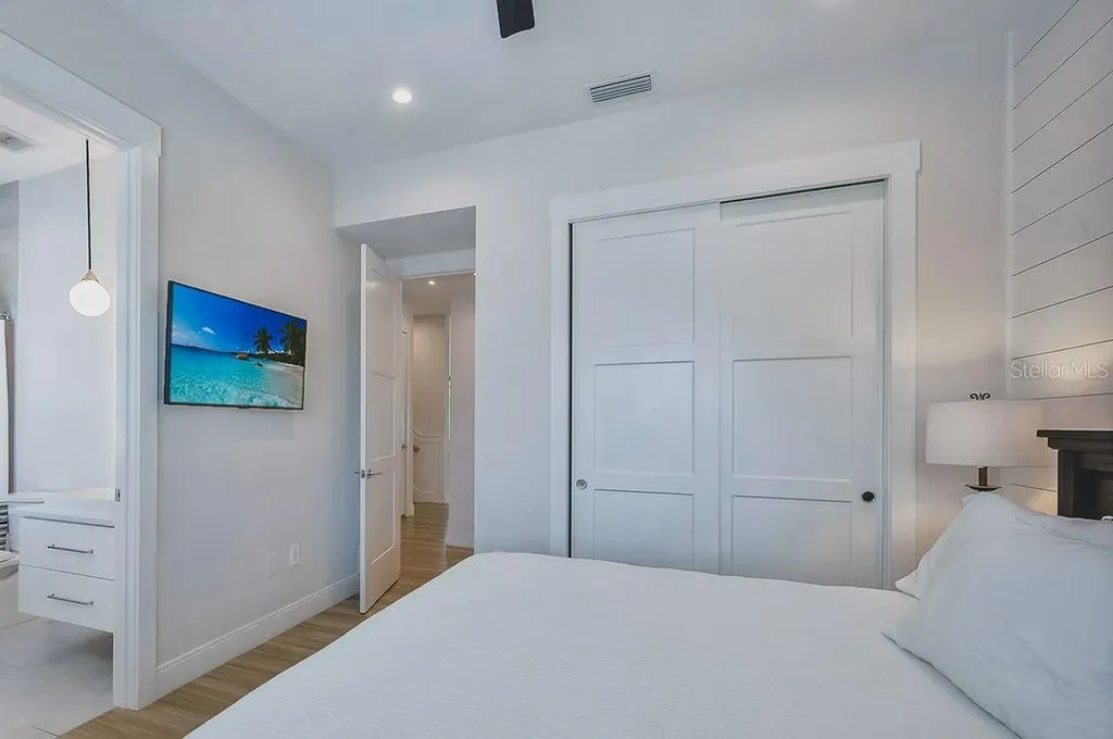 526 Seagull Way Anna Maria FL 34216