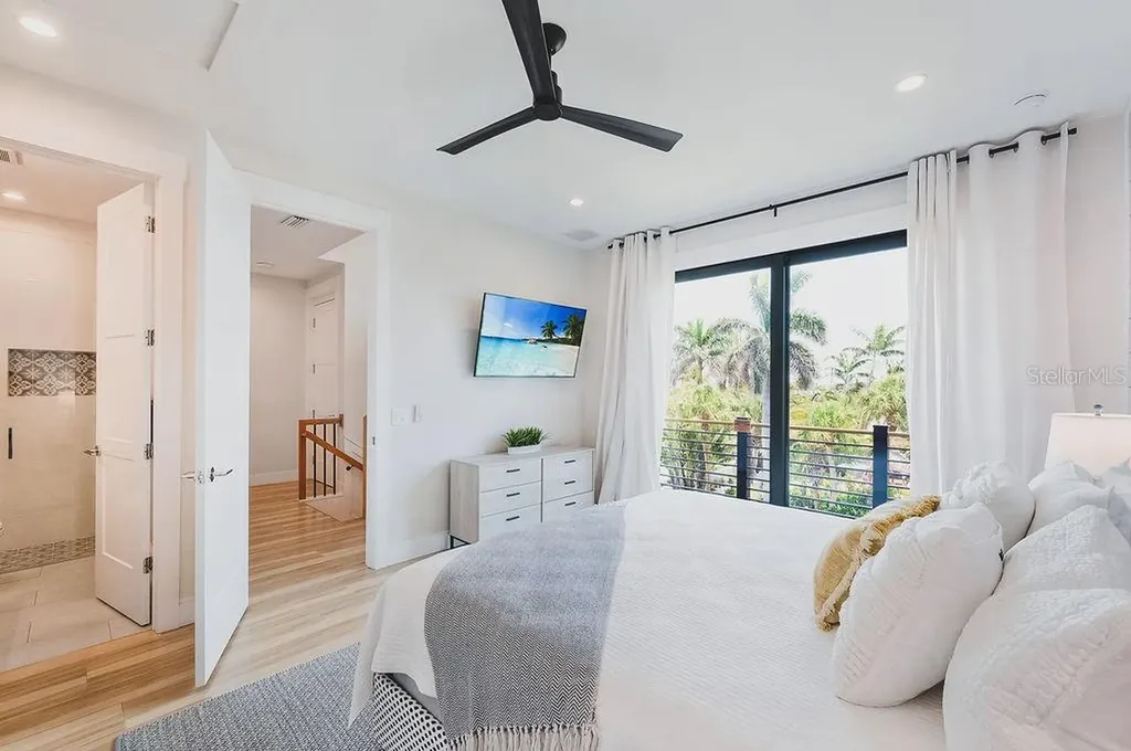 526 Seagull Way Anna Maria FL 34216