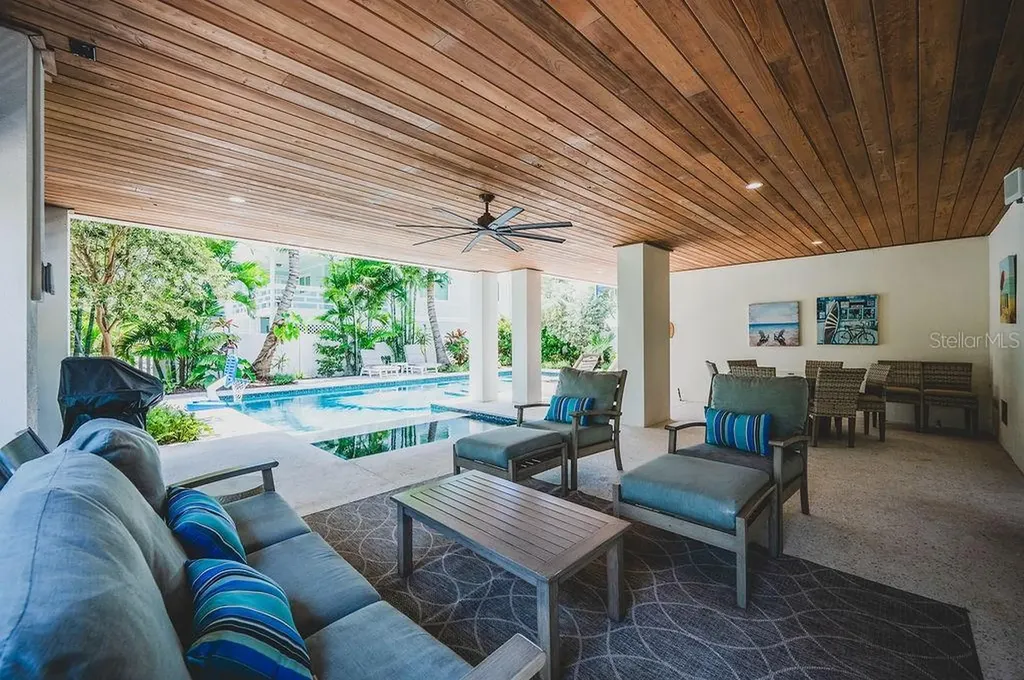 526 Seagull Way Anna Maria FL 34216