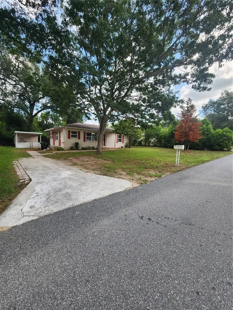 4320 Hedge Drive N Lakeland FL 33812