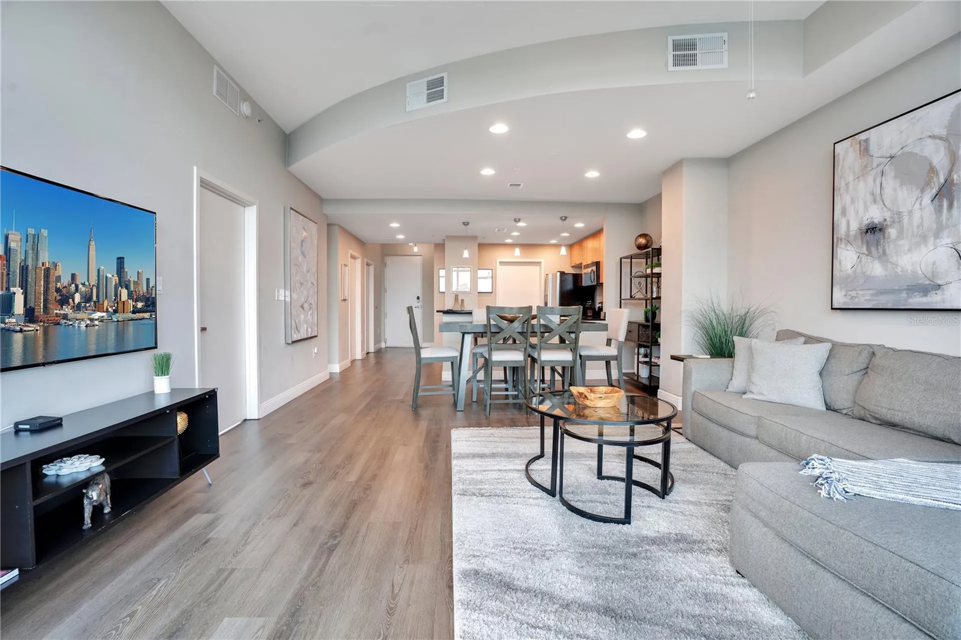525 E Jackson Street Orlando FL 32801