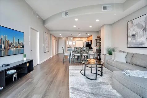 525 E Jackson Street Orlando FL 32801