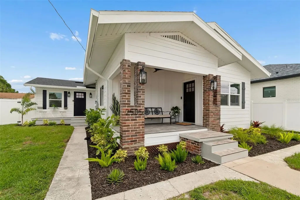 2505 W North B Street Tampa FL 33609