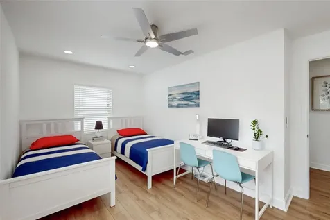 2505 W North B Street Tampa FL 33609