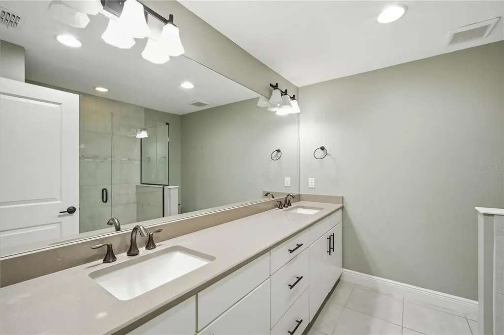 14305 Pondhawk Lane Tampa FL 33625