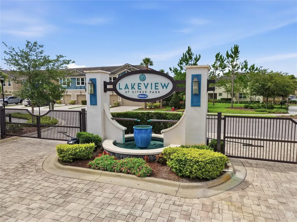 14305 Pondhawk Lane Tampa FL 33625