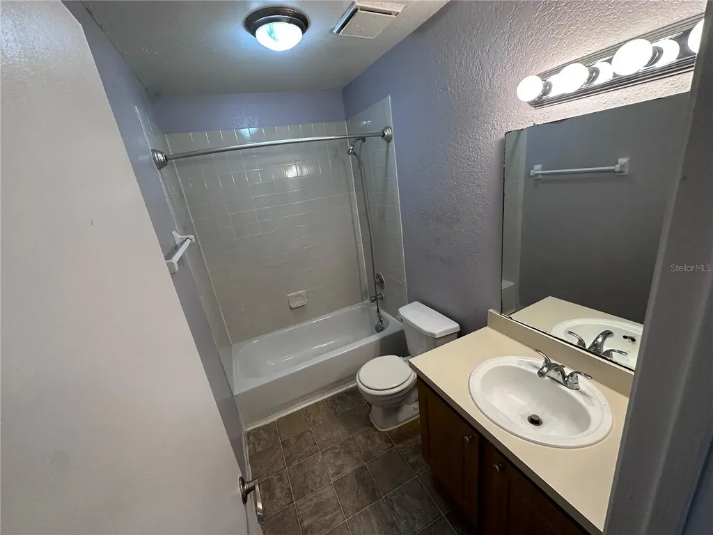 4111 S Semoran Boulevard Orlando FL 32822