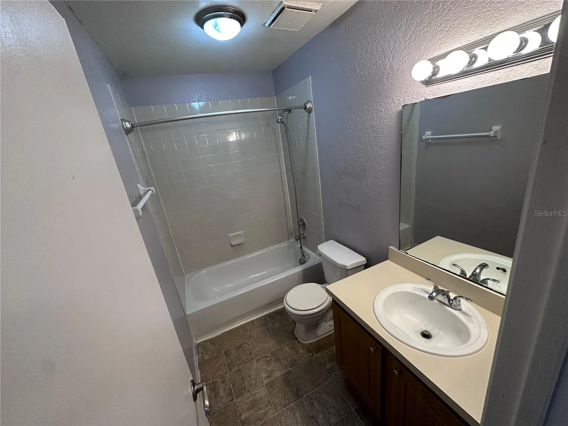 4111 S Semoran Boulevard Orlando FL 32822