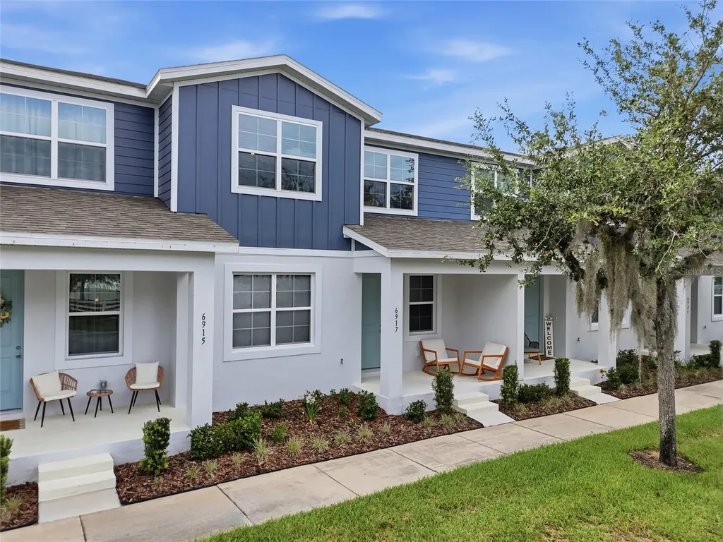 6917 Five Oaks Drive Harmony FL 34773