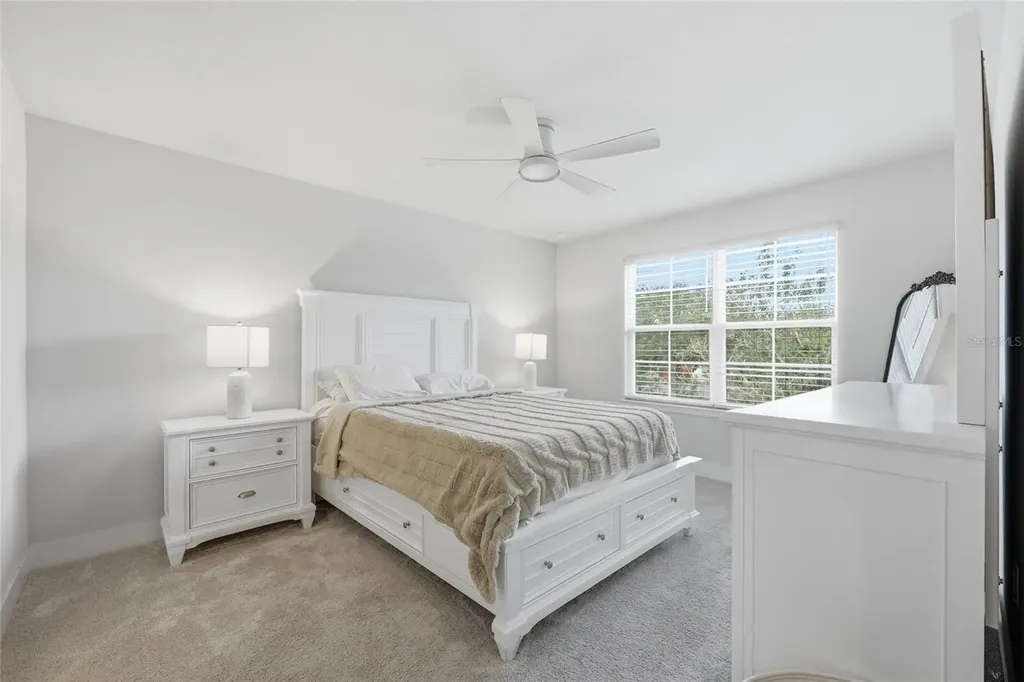 6917 Five Oaks Drive Harmony FL 34773