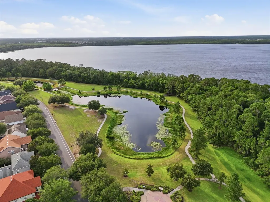 6917 Five Oaks Drive Harmony FL 34773