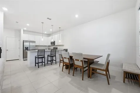 6917 Five Oaks Drive Harmony FL 34773