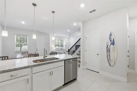 6917 Five Oaks Drive Harmony FL 34773
