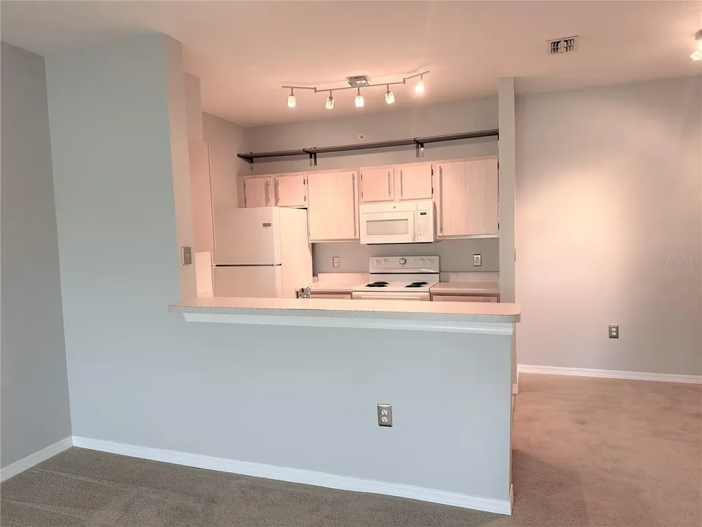 5475 Vineland Road Orlando FL 32811