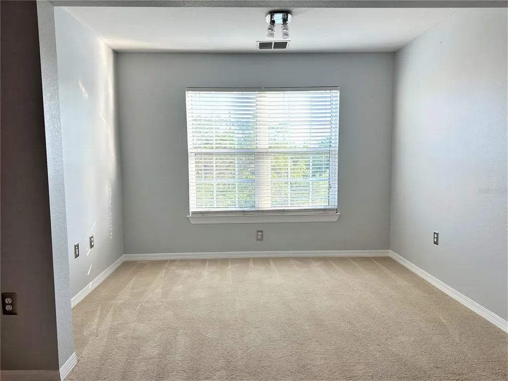 5475 Vineland Road Orlando FL 32811