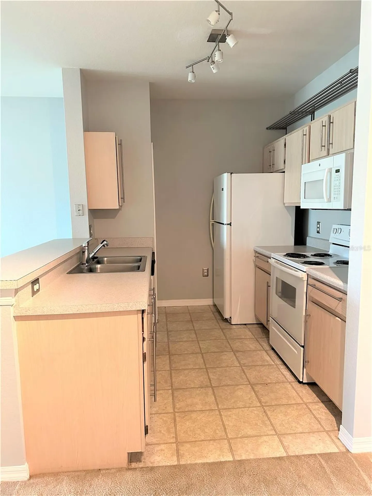 5475 Vineland Road Orlando FL 32811