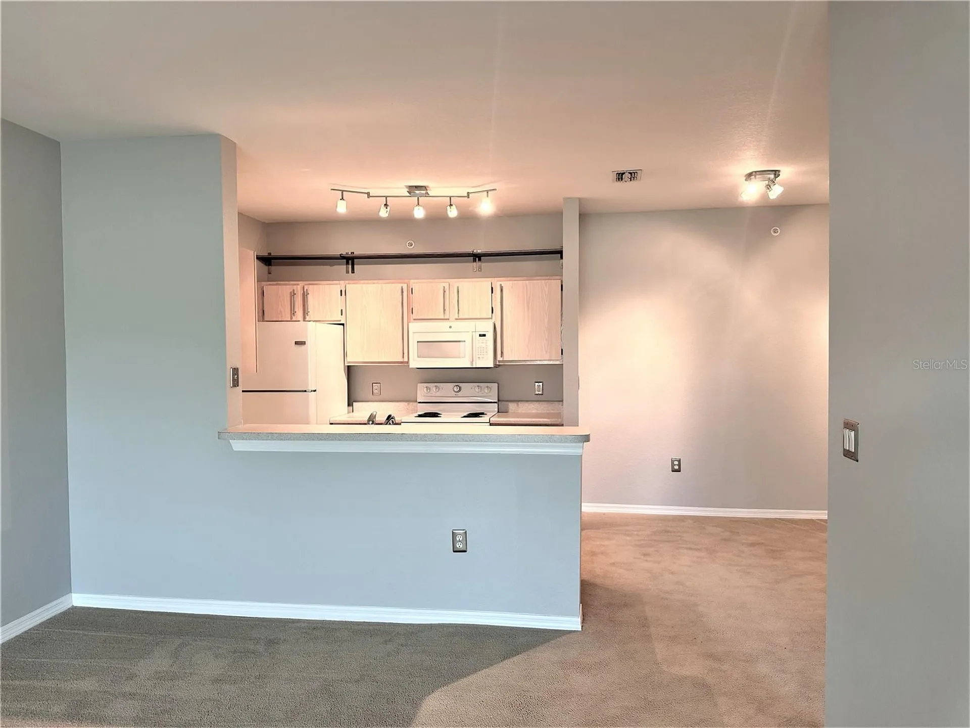 5475 Vineland Road Orlando FL 32811
