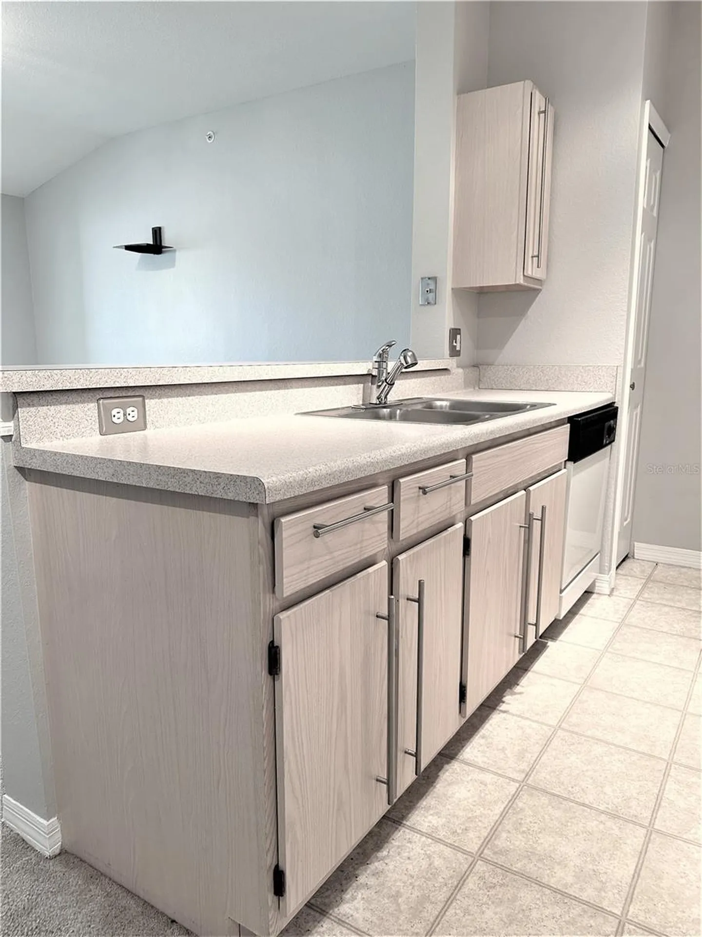 5475 Vineland Road Orlando FL 32811
