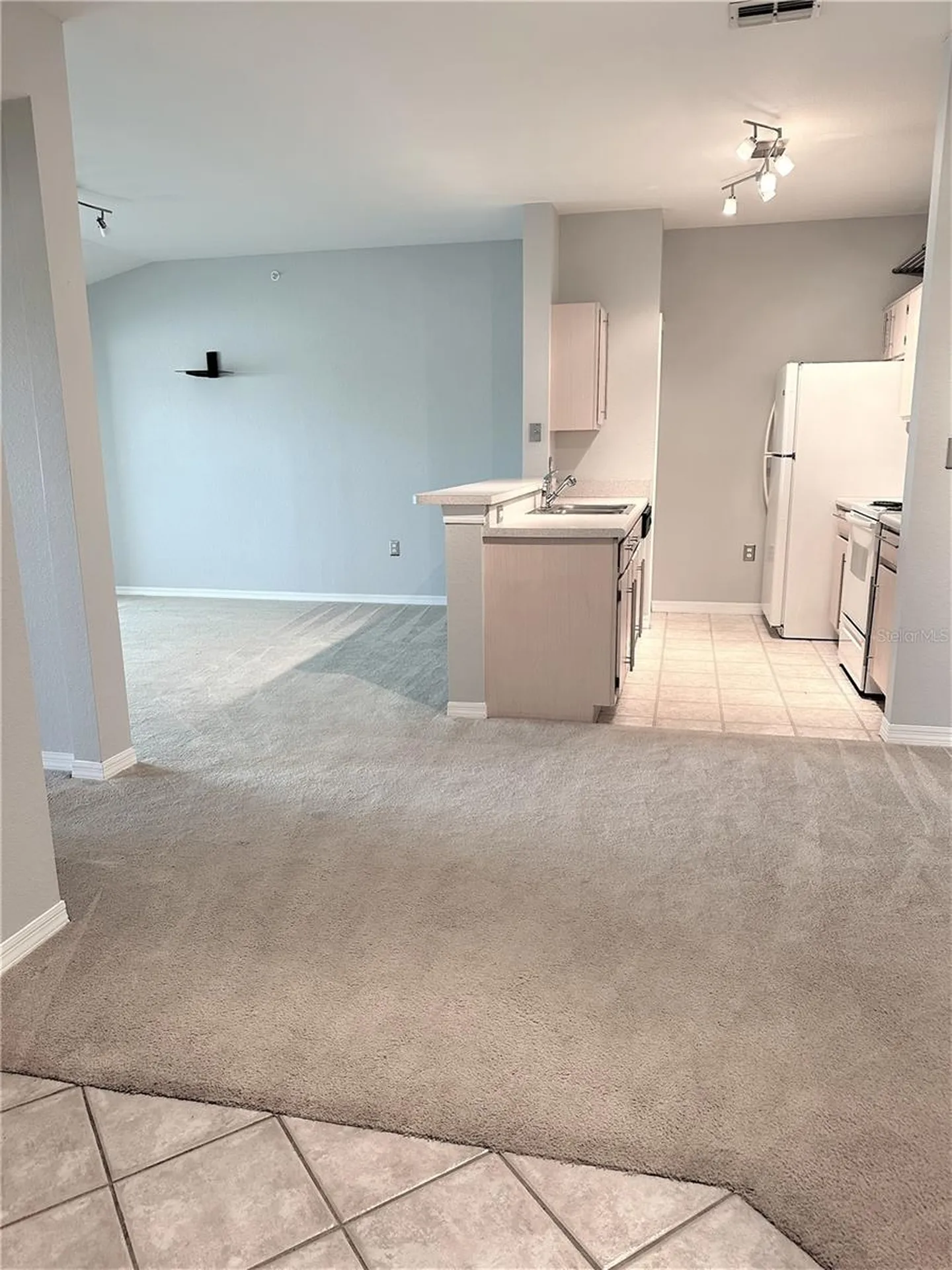 5475 Vineland Road Orlando FL 32811