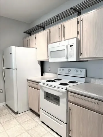 5475 Vineland Road Orlando FL 32811