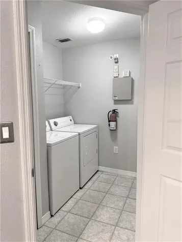 5475 Vineland Road Orlando FL 32811