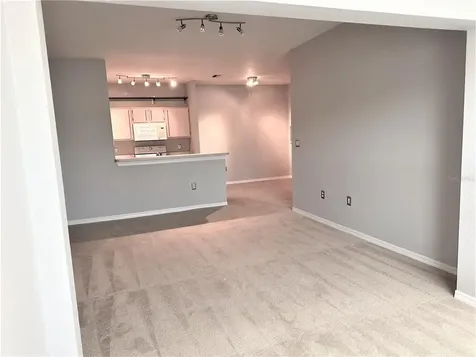 5475 Vineland Road Orlando FL 32811