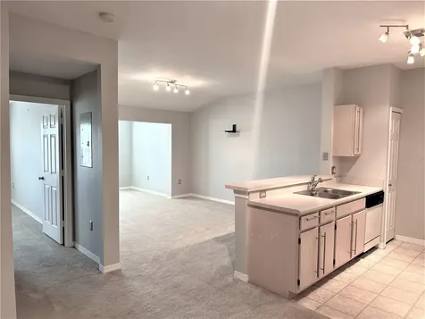 5475 Vineland Road Orlando FL 32811