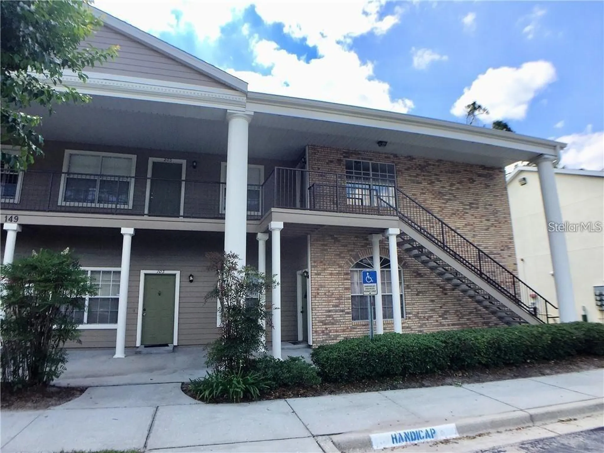 149 Reserve Circle Oviedo FL 32765