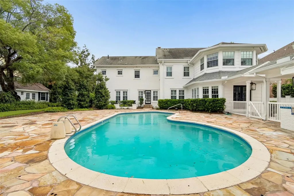 3313 W Mullen Avenue Tampa FL 33609