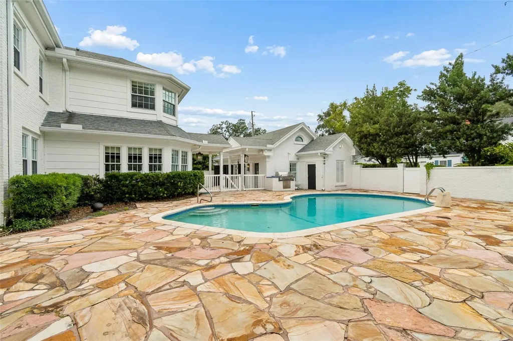 3313 W Mullen Avenue Tampa FL 33609