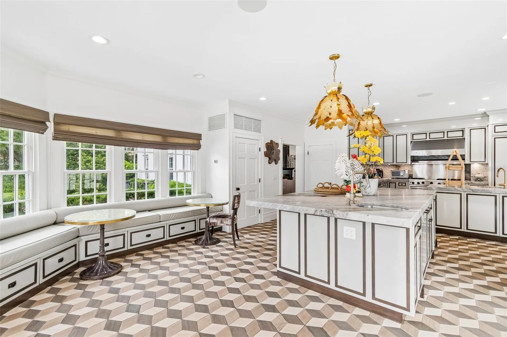 3313 W Mullen Avenue Tampa FL 33609