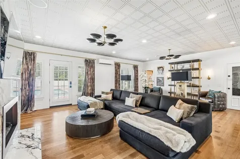 3313 W Mullen Avenue Tampa FL 33609