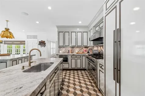 3313 W Mullen Avenue Tampa FL 33609
