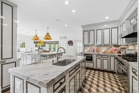 3313 W Mullen Avenue Tampa FL 33609