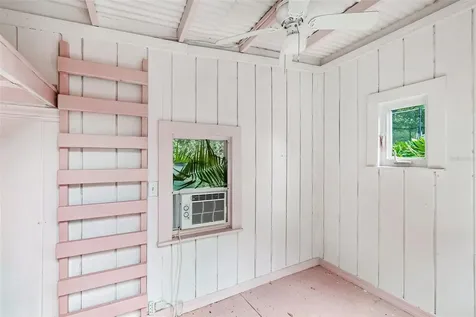 3313 W Mullen Avenue Tampa FL 33609